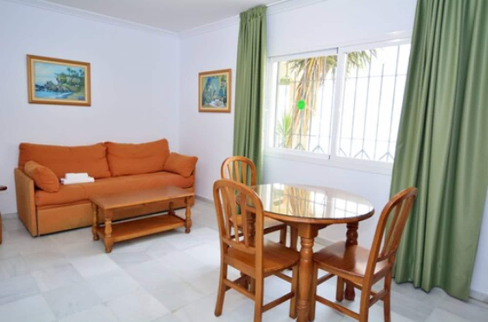 Apartamentos Hc Burriana Playa Nerja Extérieur photo